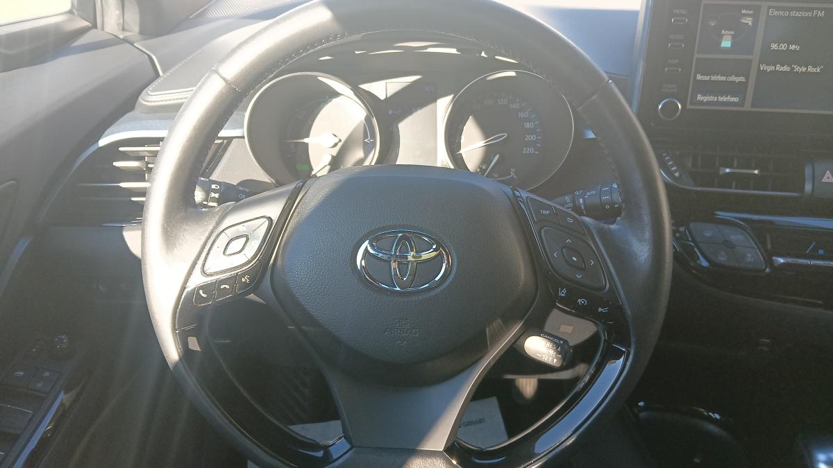 Toyota C-HR 2.0 Hybrid E-CVT Trend